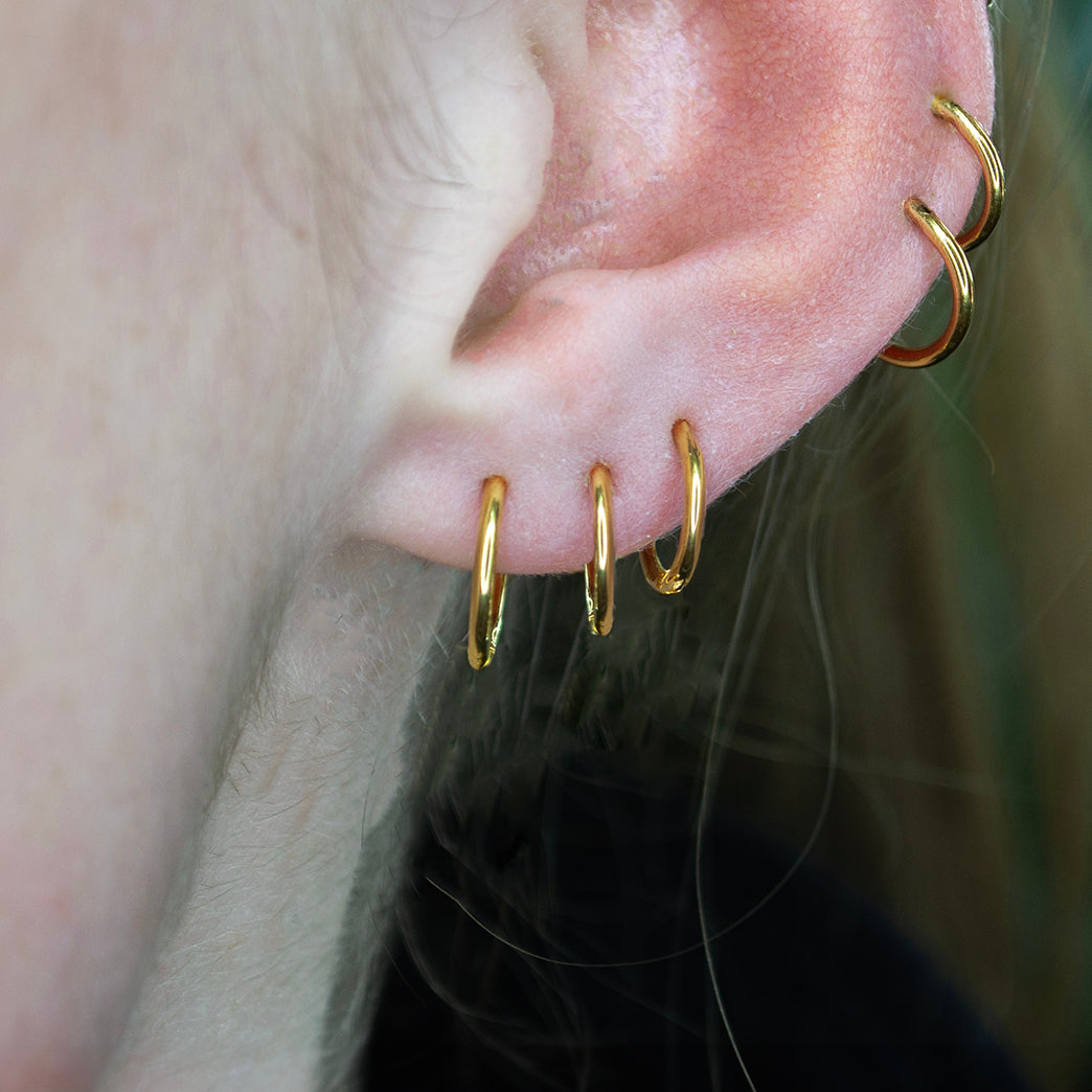 Essential Plain Gold Hoop